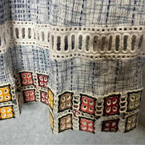 John • Mark Tassle Tie Notch Neck Granny Square Tunic Top - Picture 4 of 6